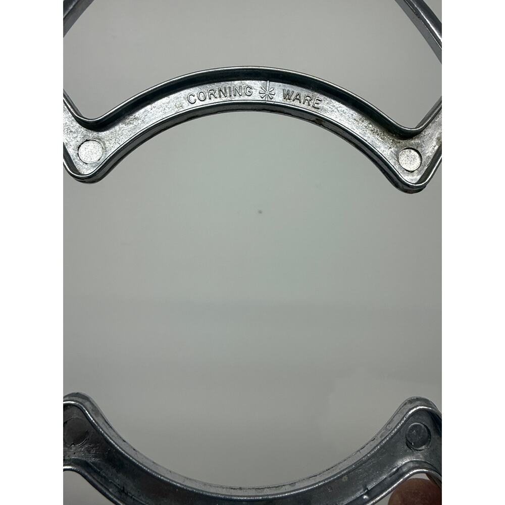 Corning Ware Pyrex Casserole Holder Stand Cradle P-11-M Metal Trivet Serving - Picture 3 of 4